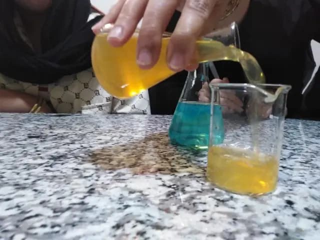 علوم آزمایشگاهی