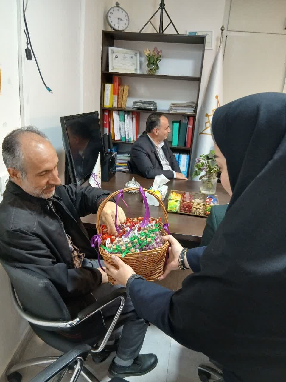 بازدید رئیس اداره آموزش و پرورش ناحیه یک ساری از مدرسه شایستگان